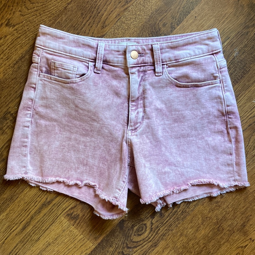 Pink acid wash denim shorts